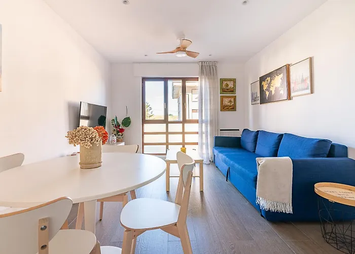 Reformado Junto A La Riberuca Con Piscina *