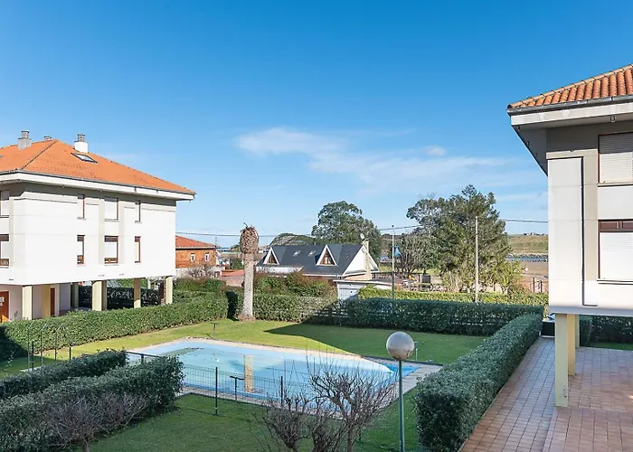 Apartamento La Riberuca Con Piscina